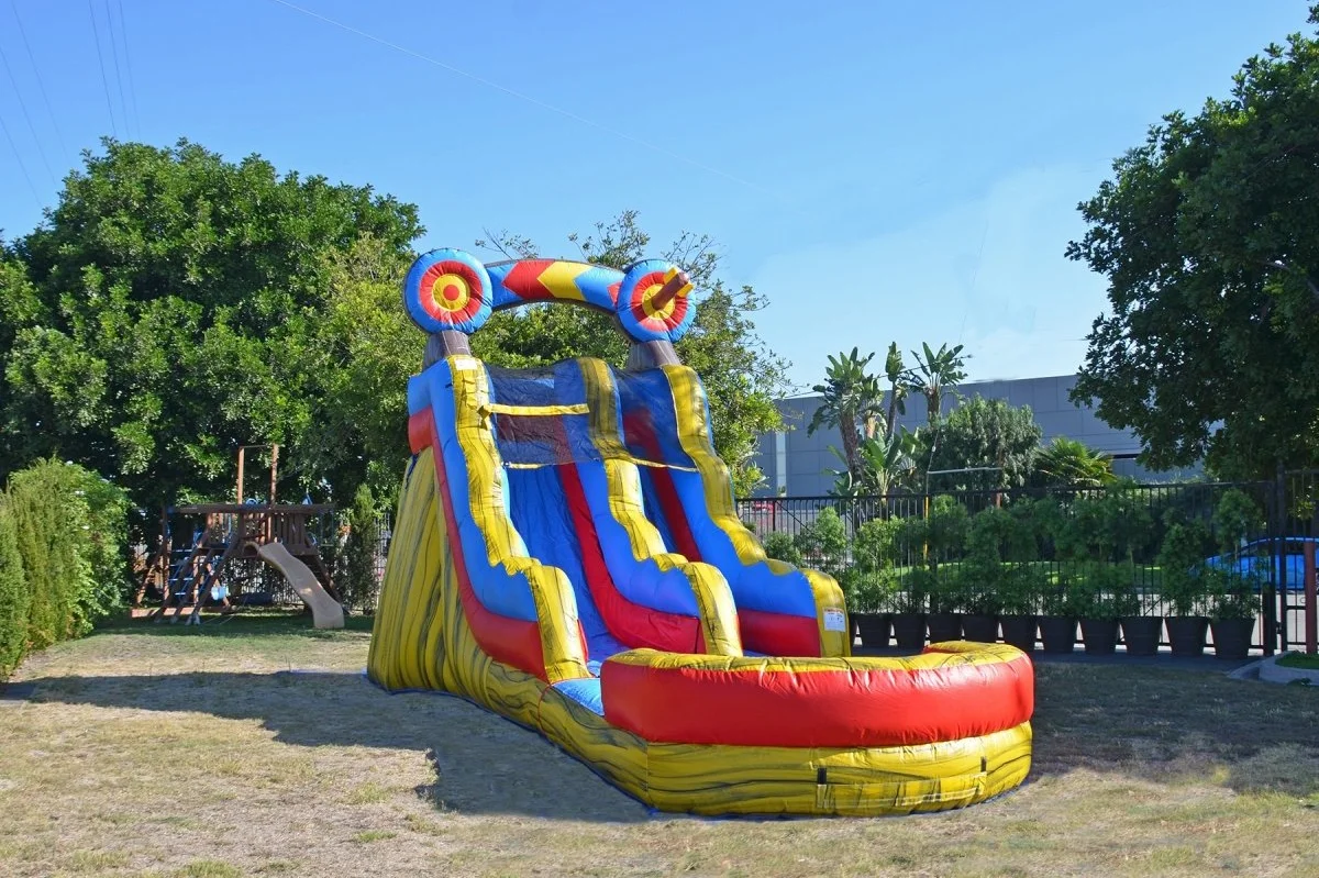 16 FT Bullseye Waterslide (16' H x 30' L x 14' W)