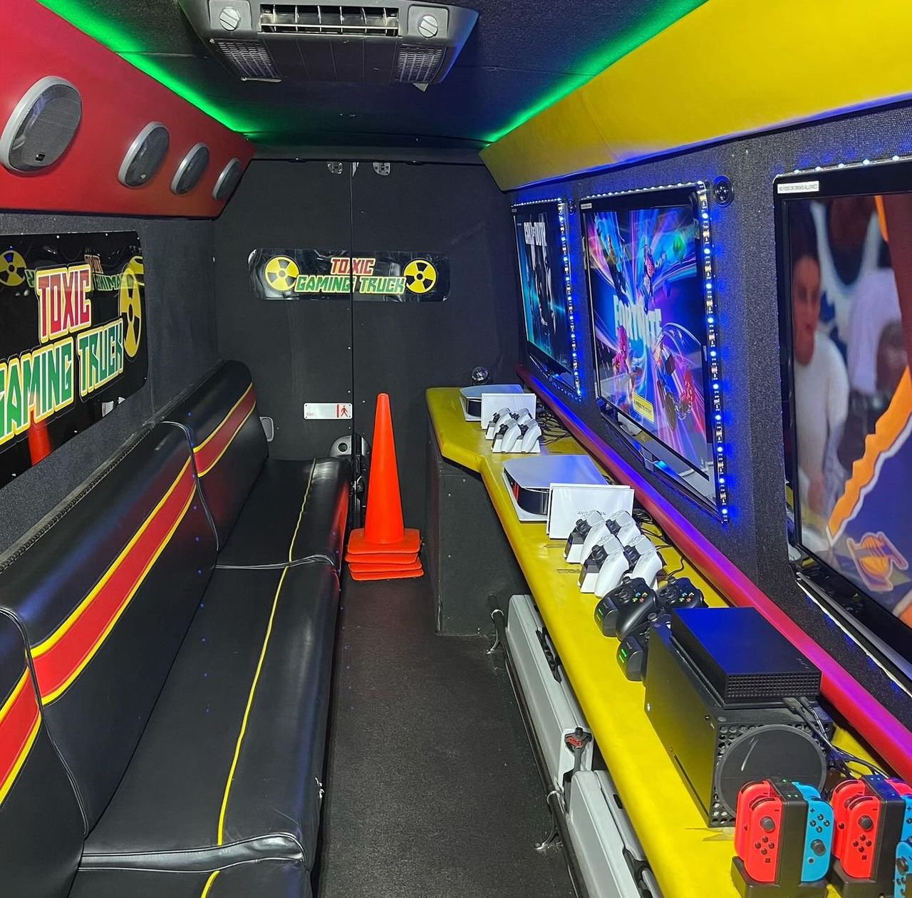 Gaming truck rental $150/Hour - Image 2
